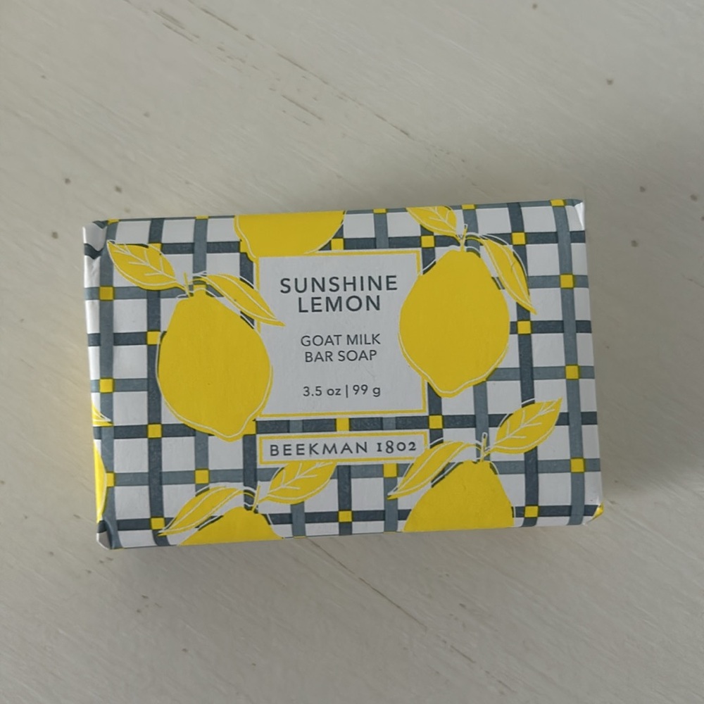 Beekman 1802 Sunshine Lemon Bar Soap (3.5 and 9 oz) & Body Cream - Picture 5 of 5